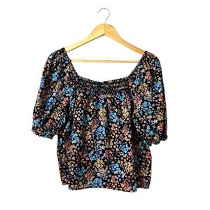 A.n.a. Floral Puff Sleeve Top. Size Medium #1468